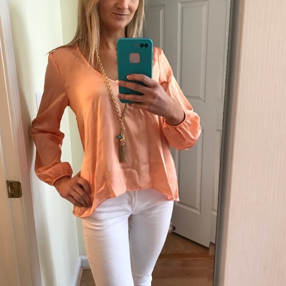 NWT XS Nordstrom Rack Beautiful Coral Color High Low Blouse with Sleeves - Picture 2 of 10